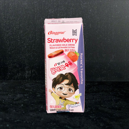 Binggrae BTS Strawberry Milk 200ML