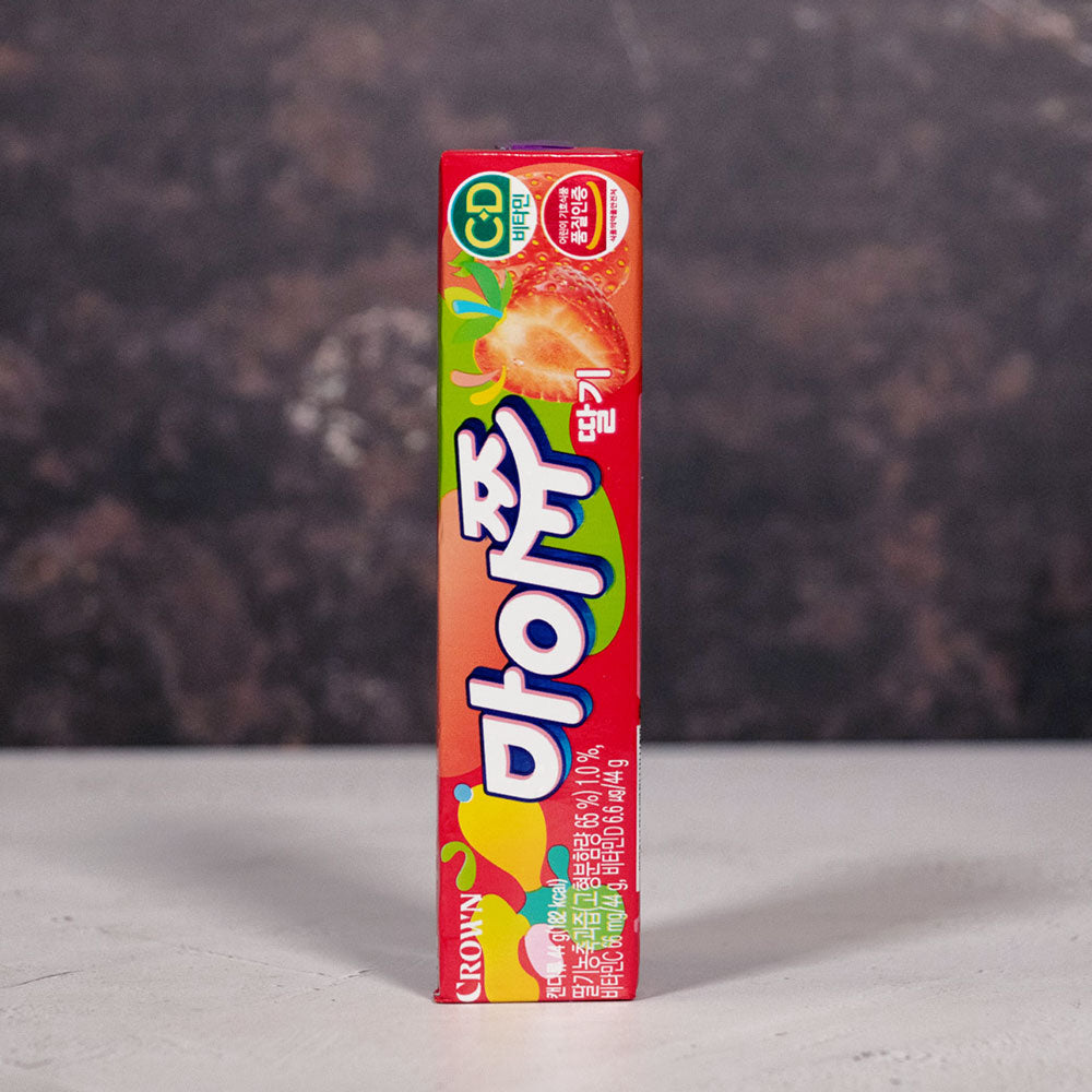 Crown My Chew Strawberry Flavoured Soft Candy 44g