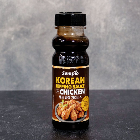 Korean Dipping Sauce For Chicken Soy &amp; Garlic 250ml (Sempio)