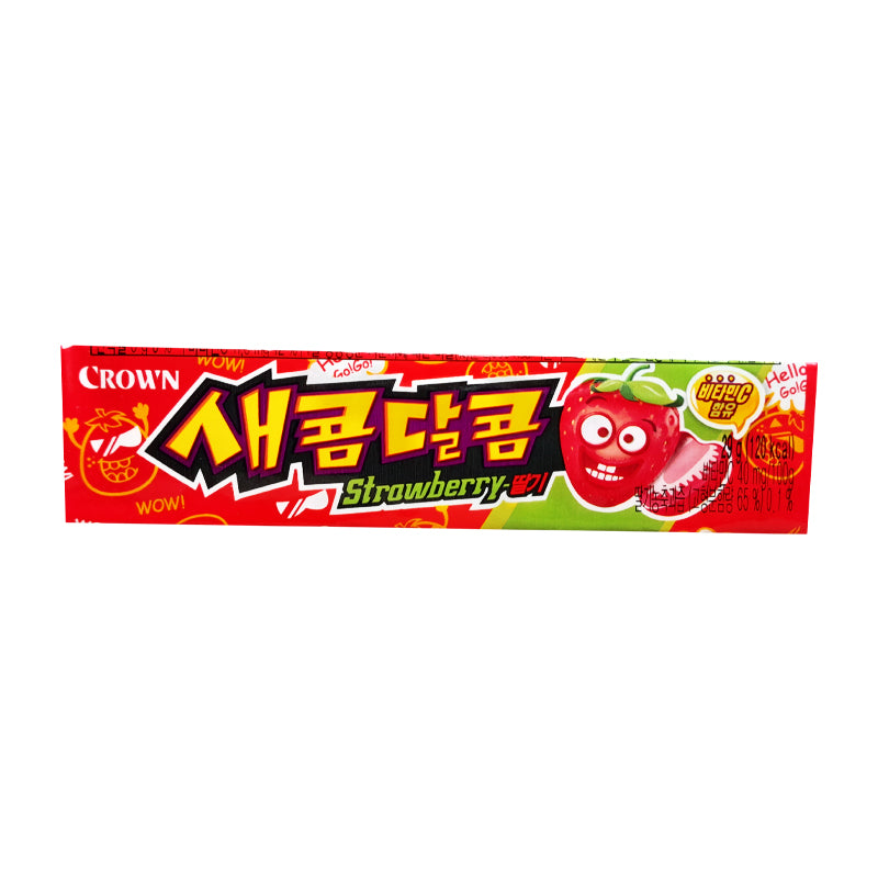 Crown Chewsome Strawberry Chew Candy 29g - Che Gourmet