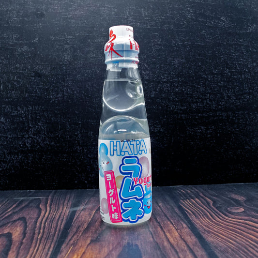 (Hata) Ramune Yoghurt Flavour Soda Drink 200ml - Che Gourmet