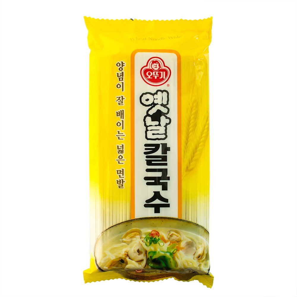 Ottogi Kalguksu Wide Wheat Noodles 900g - Che Gourmet