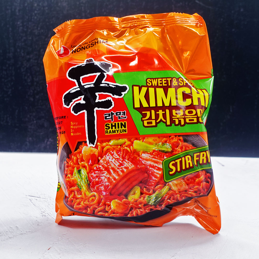 (Nongshim) Shin Ramyun Kimchi Stir Fry 137g - Che Gourmet